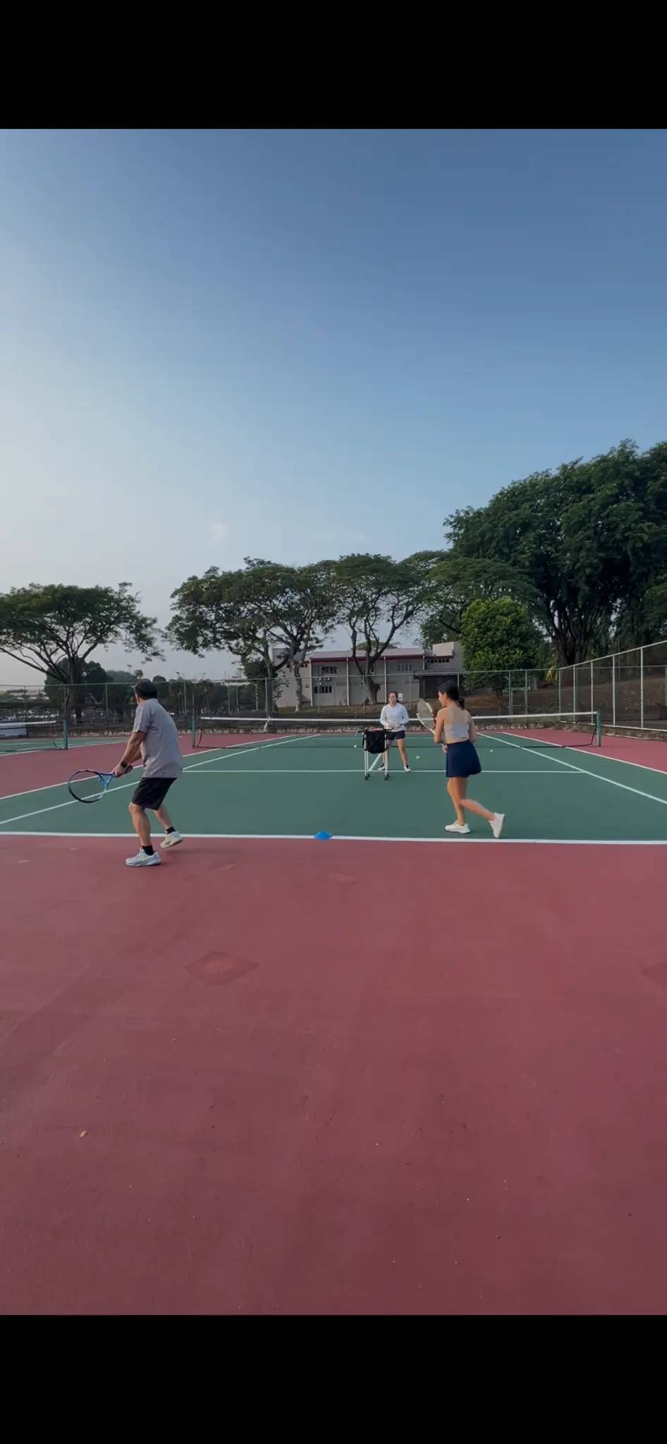 Tennis player learning through an active court drill